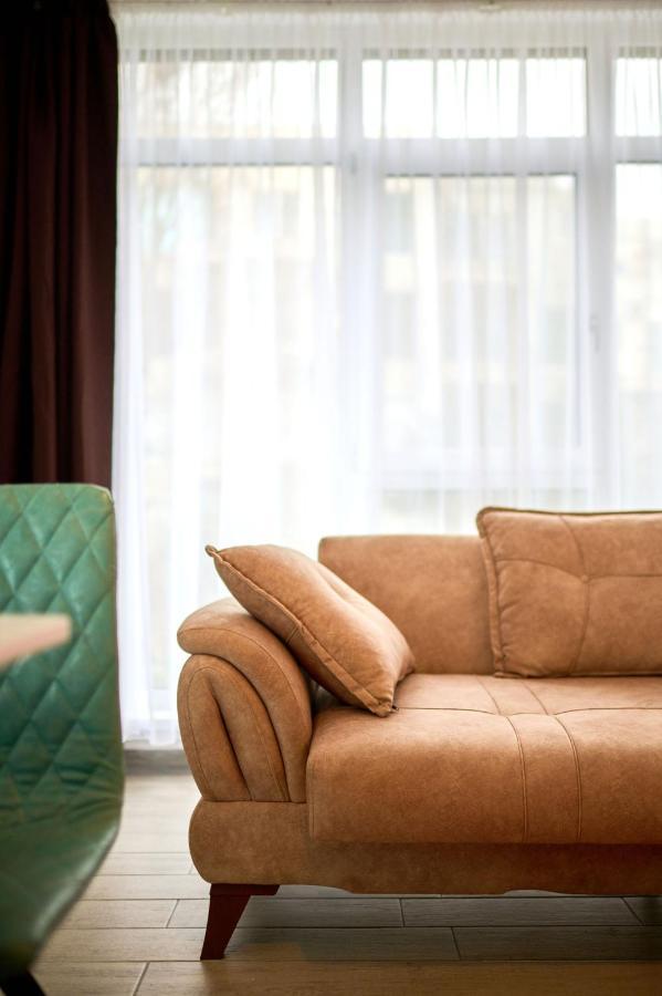 Fancy Apartment In Spa N Pool Beach Resort Mamaia Exteriör bild