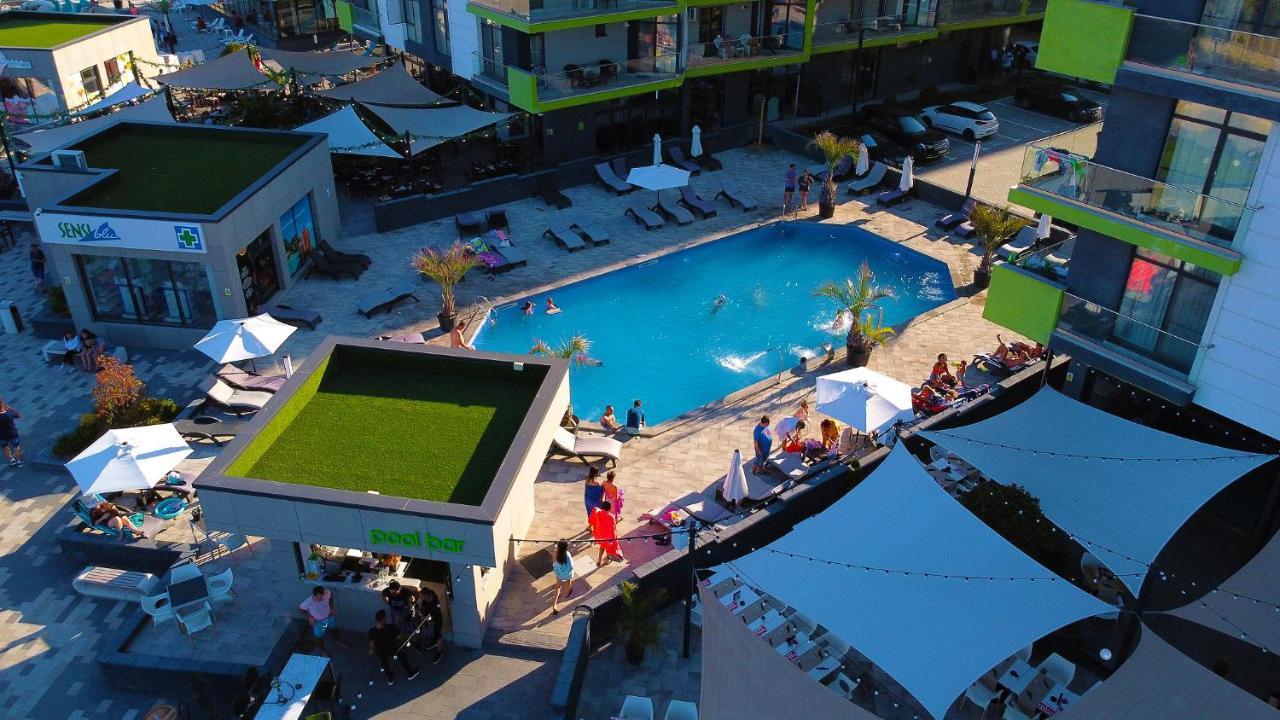 Fancy Apartment In Spa N Pool Beach Resort Mamaia Exteriör bild