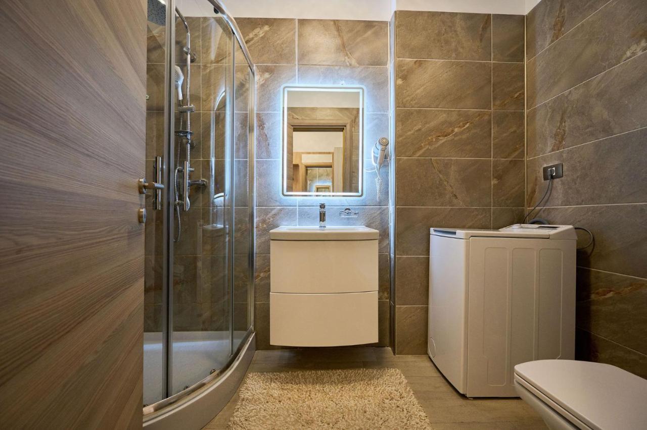Fancy Apartment In Spa N Pool Beach Resort Mamaia Exteriör bild