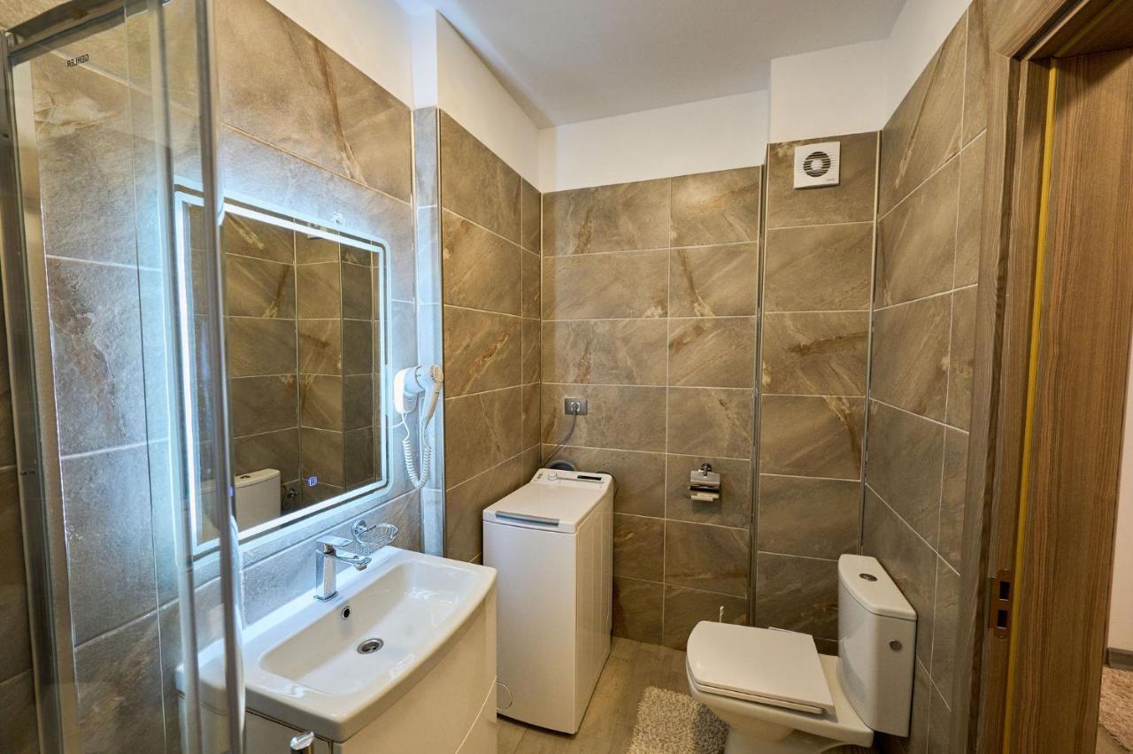Fancy Apartment In Spa N Pool Beach Resort Mamaia Exteriör bild