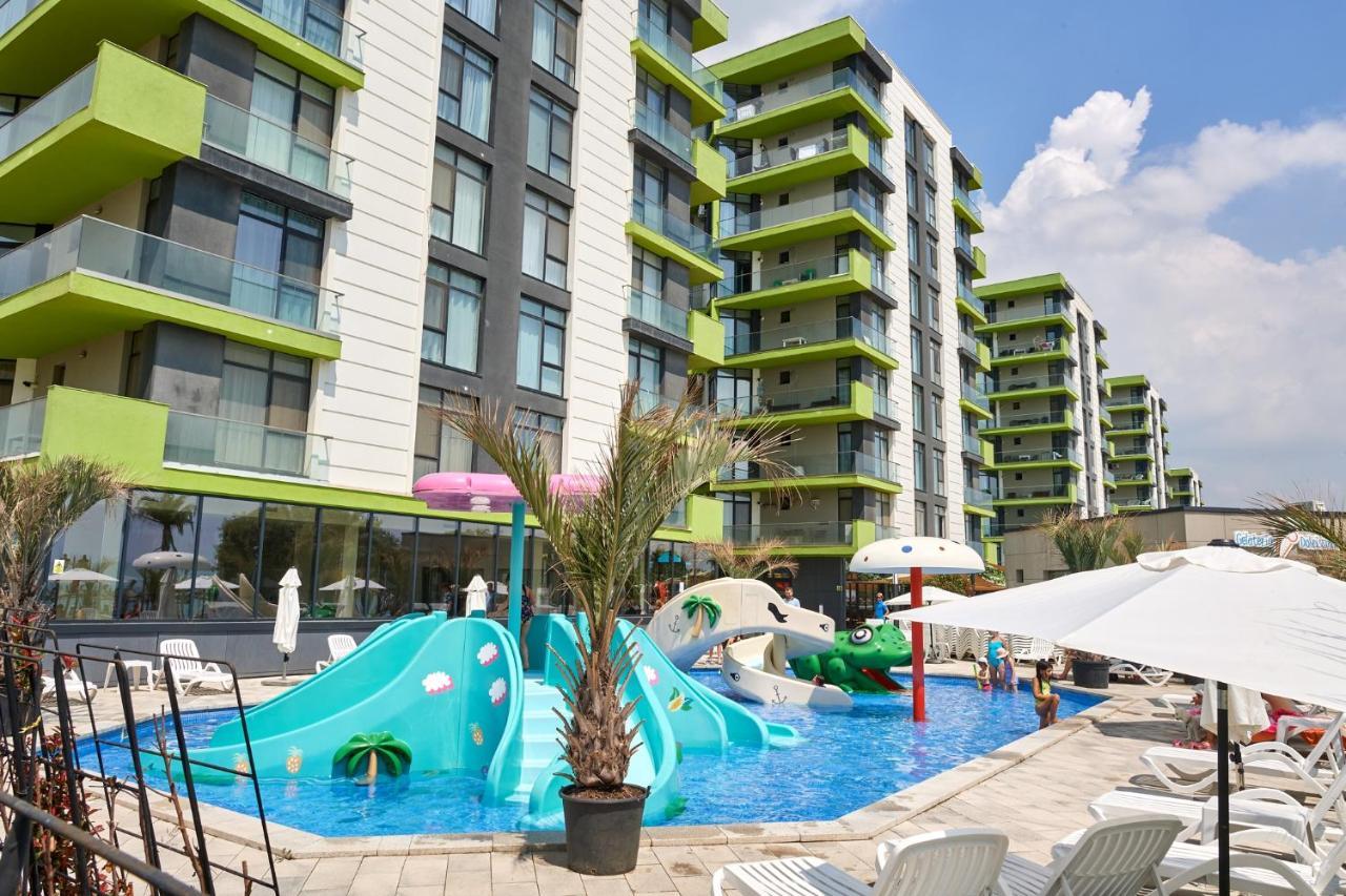 Fancy Apartment In Spa N Pool Beach Resort Mamaia Exteriör bild
