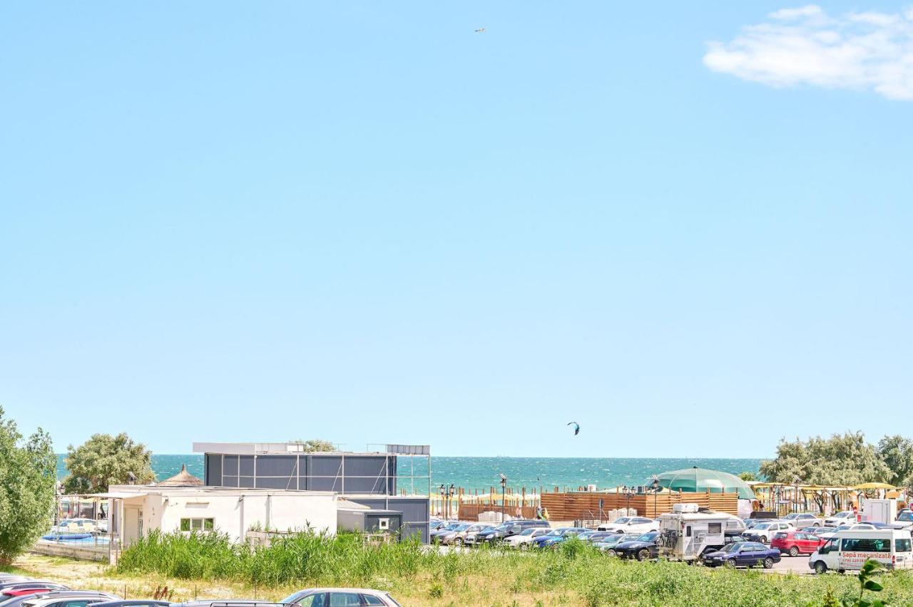 Fancy Apartment In Spa N Pool Beach Resort Mamaia Exteriör bild
