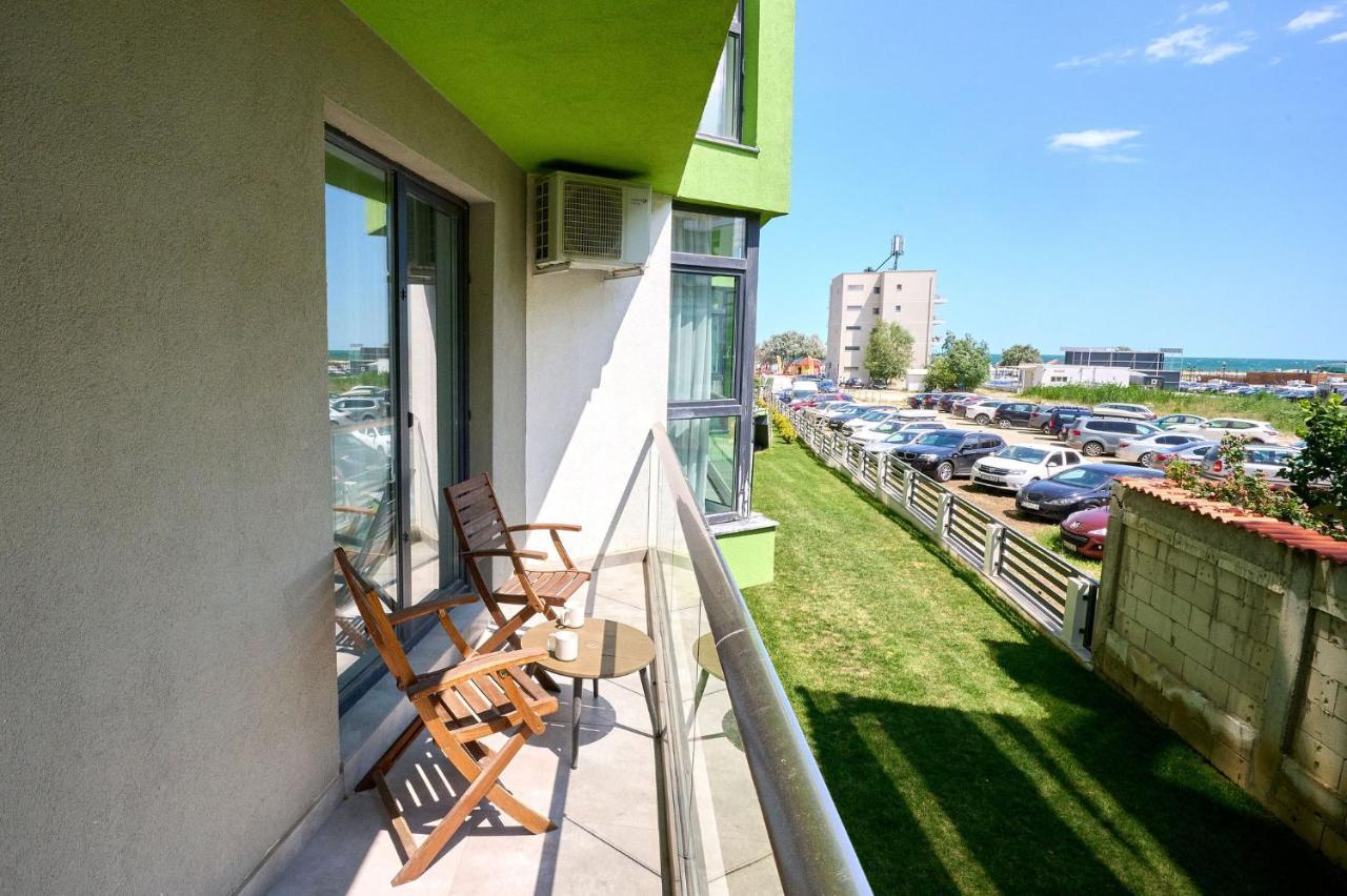 Fancy Apartment In Spa N Pool Beach Resort Mamaia Exteriör bild