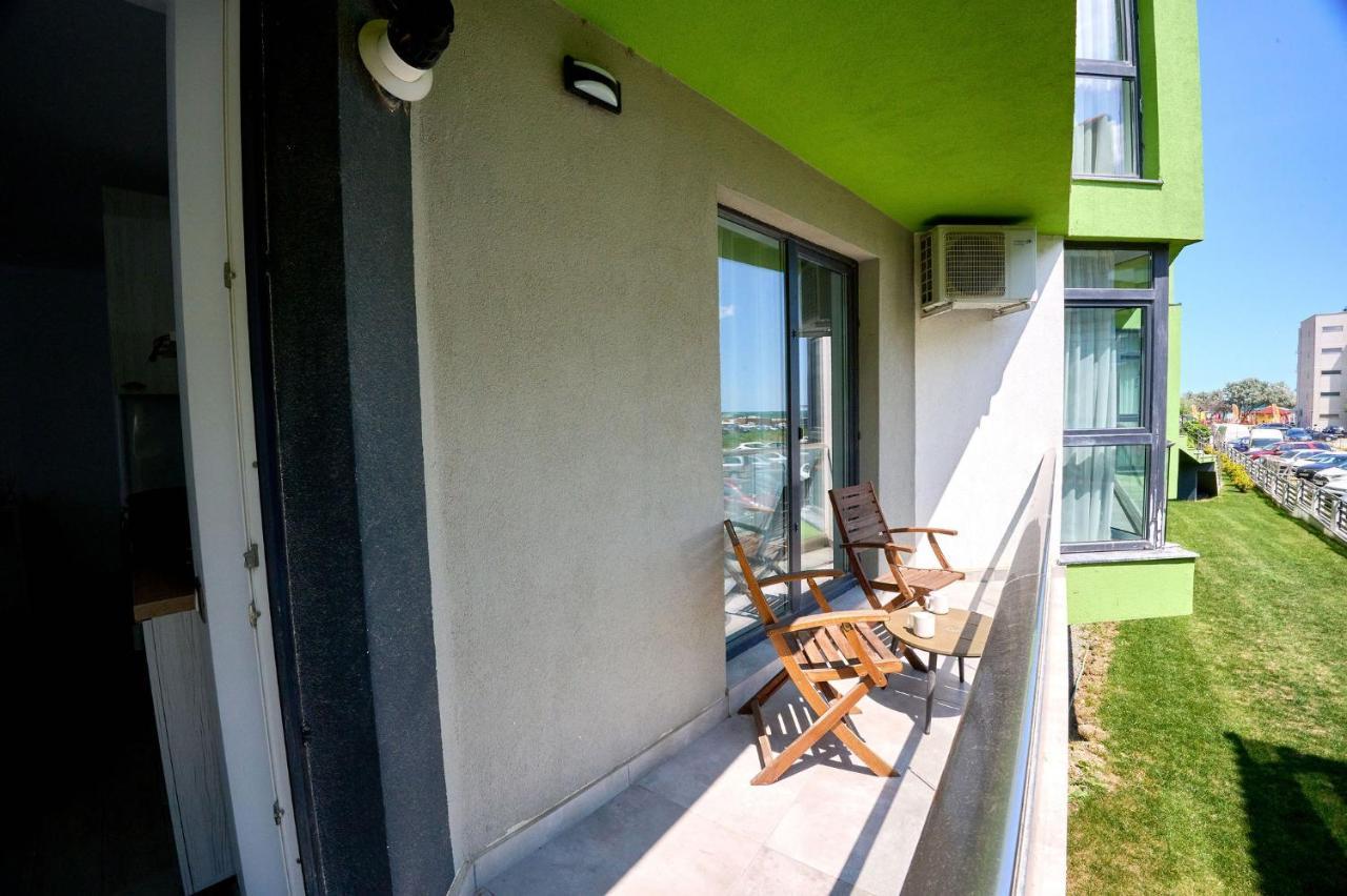 Fancy Apartment In Spa N Pool Beach Resort Mamaia Exteriör bild